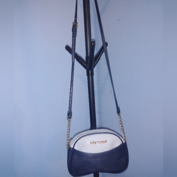 Betsey Johnson Handbags - 💙 NWOT Womens Betsey Johnson Two Toned Navy and Baby Blue Purse Date Lunch